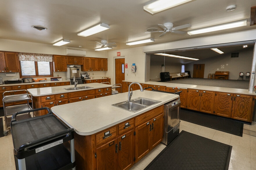 More Photos Of 1135 Buffalo St, Franklin Religious Facility For Sale