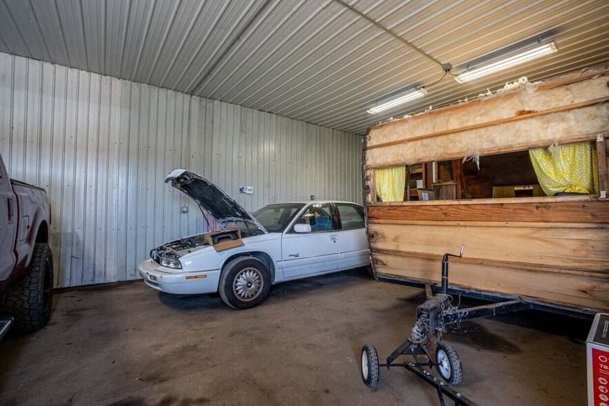 More Photos Of 432 S Byrkit Ave, Mishawaka Warehouse For Sale