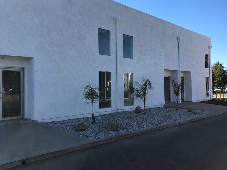 More Photos Of 1779 E Florida Ave, Hemet Office For Lease