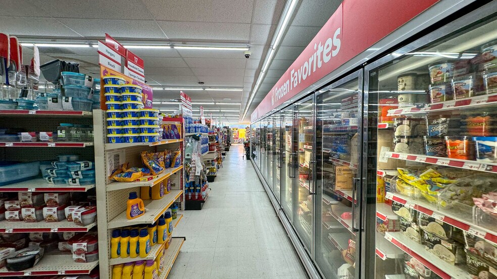 More Photos Of 7439 Vine St, Cincinnati Freestanding For Sale