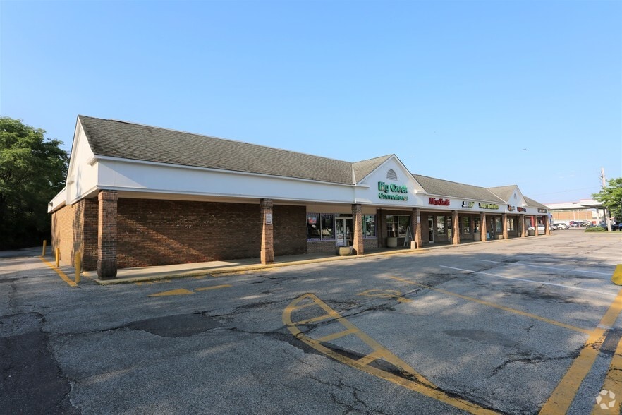 More Photos Of 10239 Brookpark Rd, Parma Unknown For Lease