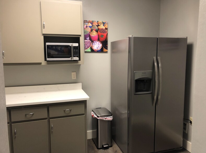 More Photos Of 180 N Palafox St, Pensacola Office For Lease