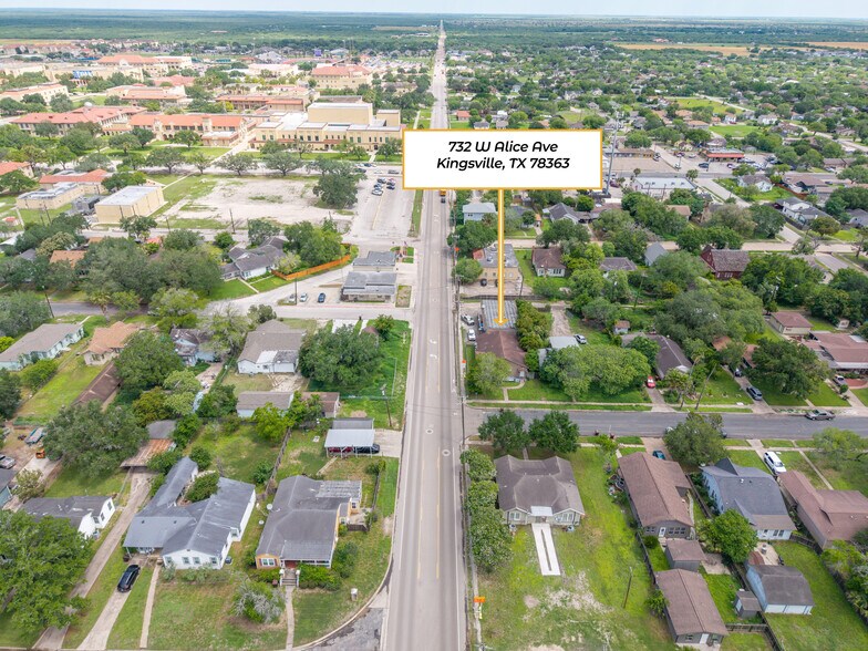 More Photos Of 732 W Alice Ave, Kingsville Apartments For Sale