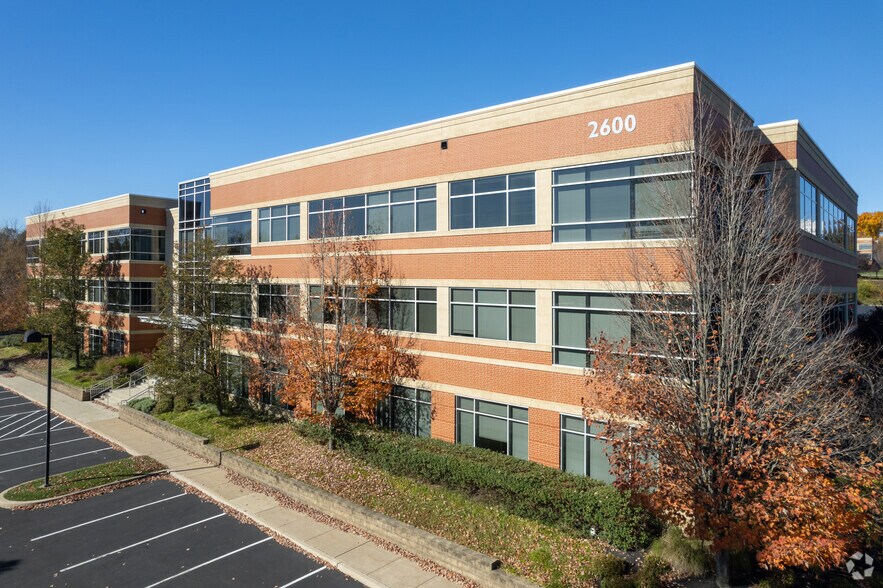More Photos Of 2700 Kelly Rd, Warrington Office For Lease