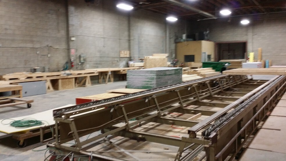 More Photos Of 14345 123rd Ave NW, Edmonton Manufacturing For Lease