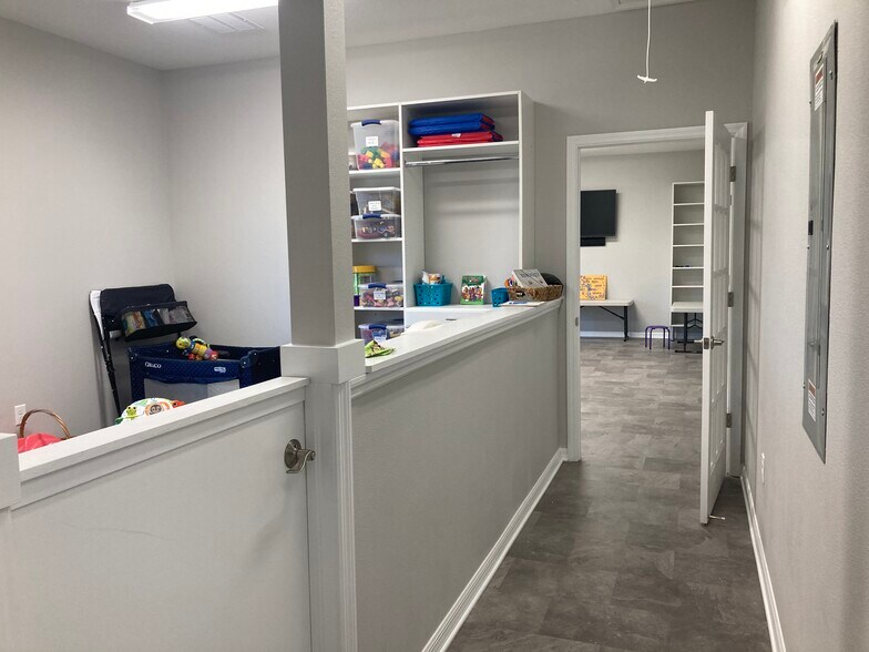 More Photos Of 2646 Stonewood Park Loop, Land O Lakes Coworking Space