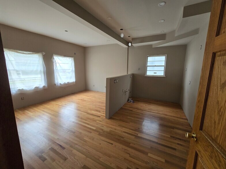 More Photos Of 813 W Berry St, Fort Wayne Apartments For Sale