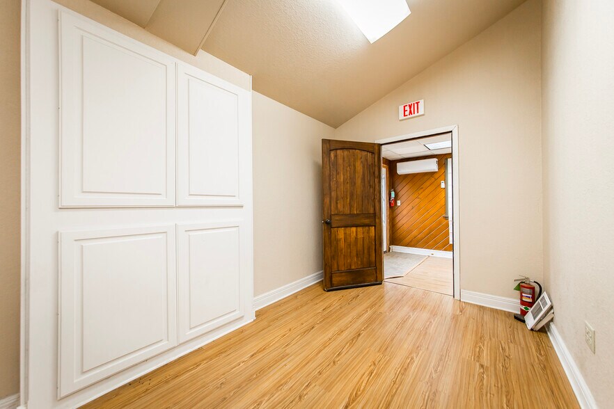 More Photos Of 2911 Pine St, Arkadelphia Medical For Sale