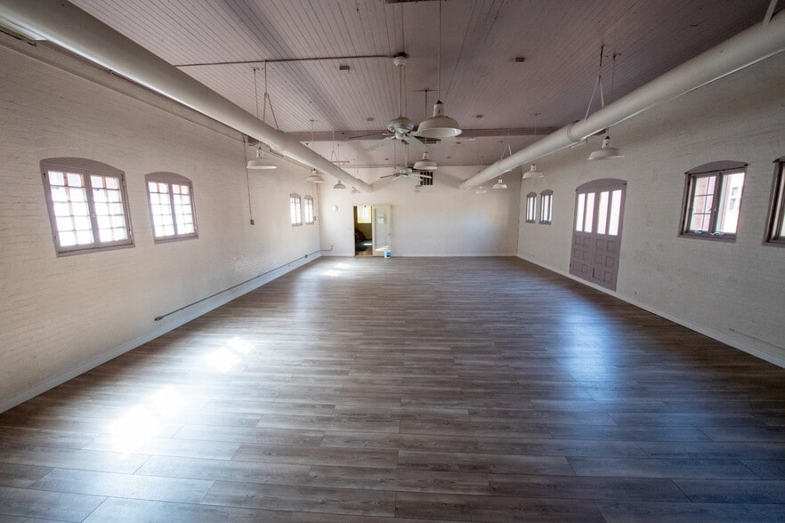 More Photos Of 107 E Preston St, Baltimore Office For Lease