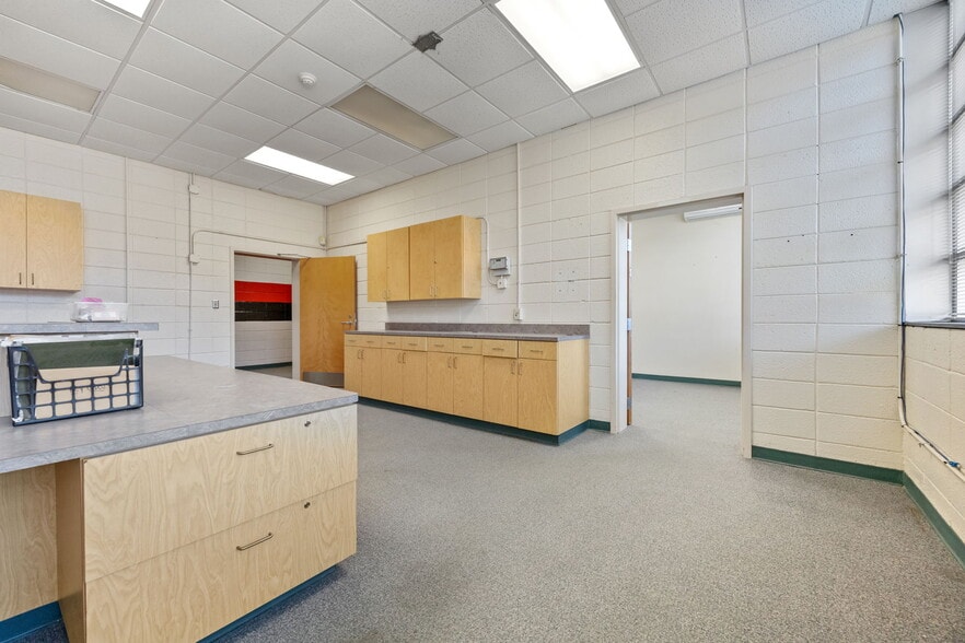 More Photos Of 8967 Cedar Grove School Loop Rd, Nashville Schools For Sale