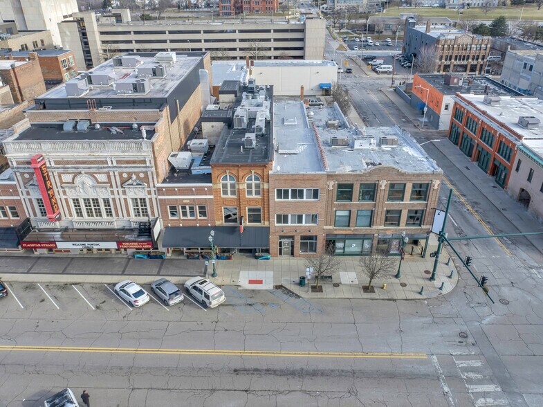 More Photos Of 6 N Saginaw St, Pontiac Storefront Retail Residential For Sale