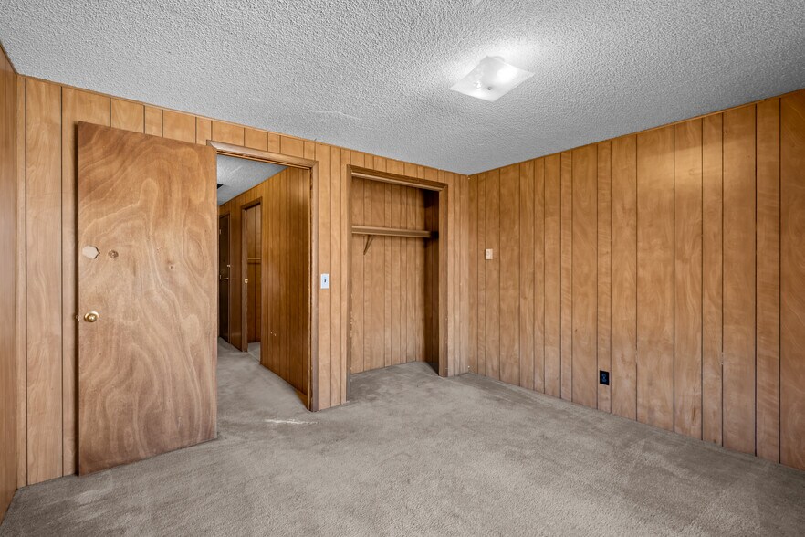 More Photos Of 1300 Balsam St, Lakewood Apartments For Sale