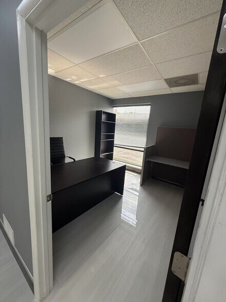 More Photos Of 7862 Kingland Dr, West Chester Coworking Space