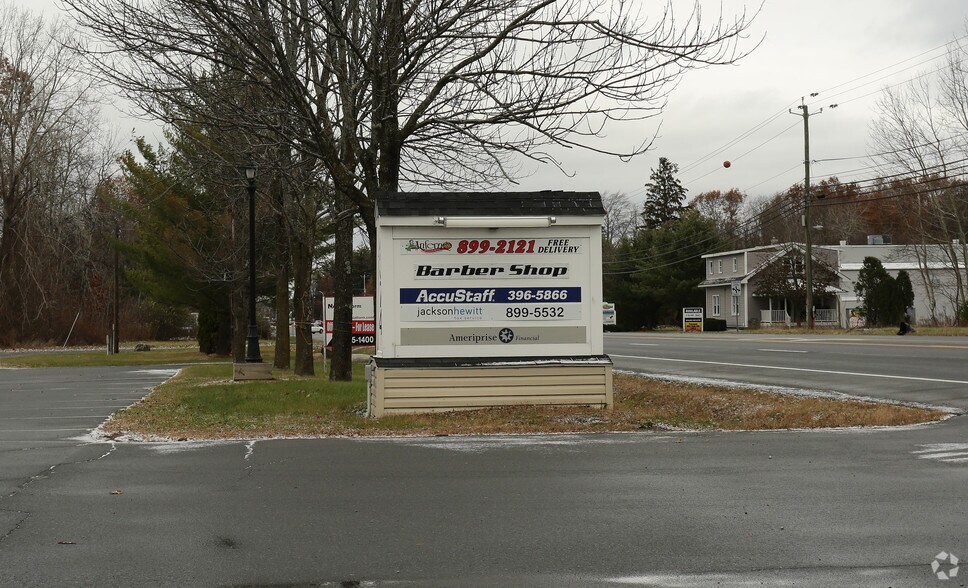 More Photos Of 2374 Route 9, Mechanicville Storefront Retail Office For Lease