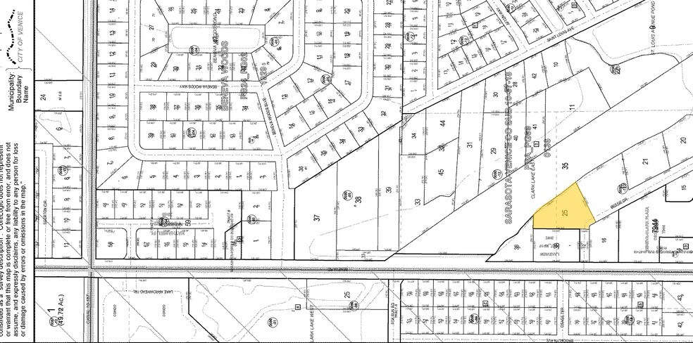 More Photos Of 5717 Bessie Dr, Sarasota Office For Lease