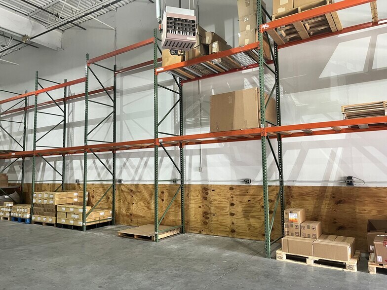 More Photos Of 300 Corporate Dr, Blauvelt Office For Lease