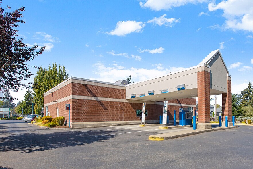 More Photos Of 4350 SE Mile Hill Dr, Port Orchard Bank For Sale