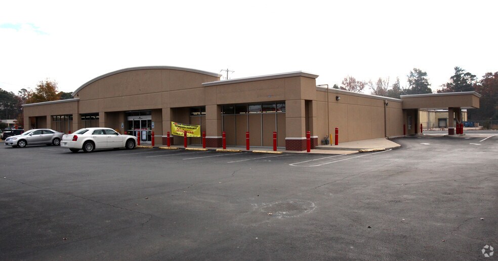 More Photos Of 6115-6117 Baseline Rd, Little Rock Drugstore For Lease