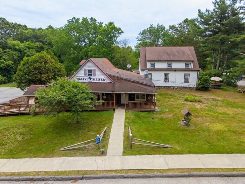 More Photos Of 678 Colonel Ledyard Hwy, Ledyard Storefront Retail Residential For Sale