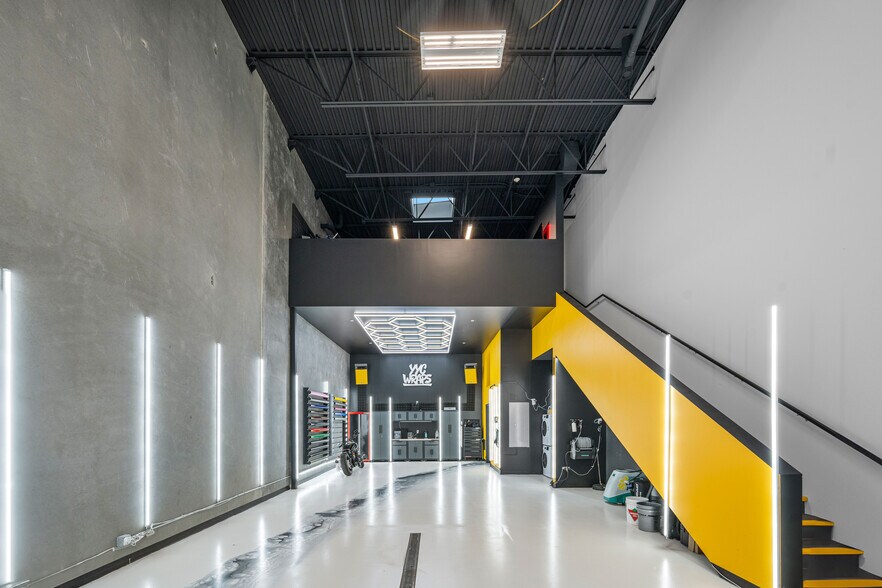 More Photos Of 1750 120 Av NE, Calgary Warehouse For Sale