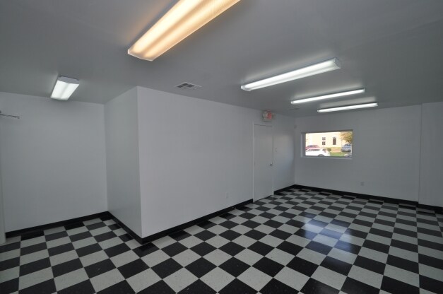 More Photos Of 6333 Skyline Dr, Houston Flex For Lease