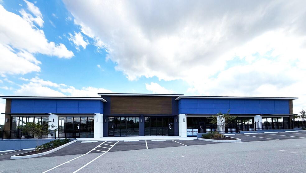 Primary Photo Of 2357 E Highway 50, Clermont Storefront Retail Office For Lease