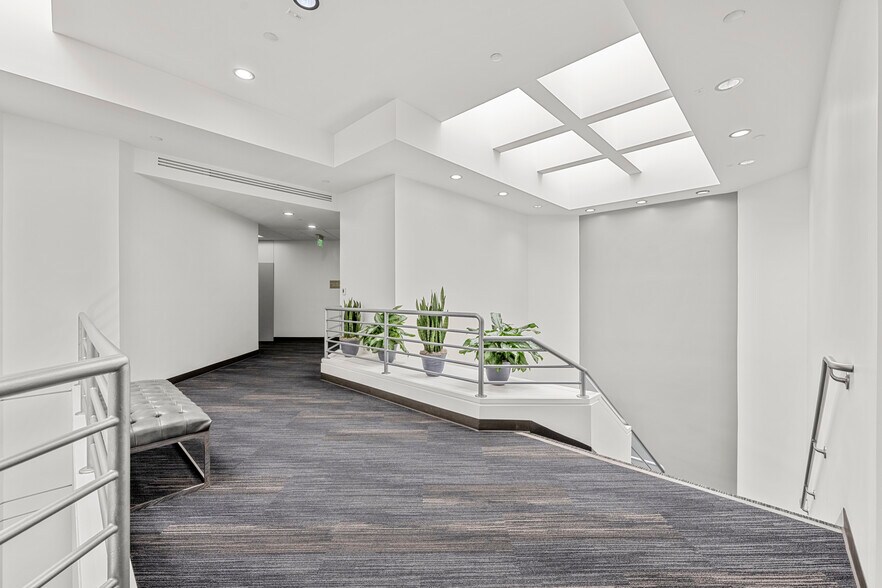 More Photos Of 5962 La Place Ct, Carlsbad Unknown For Lease