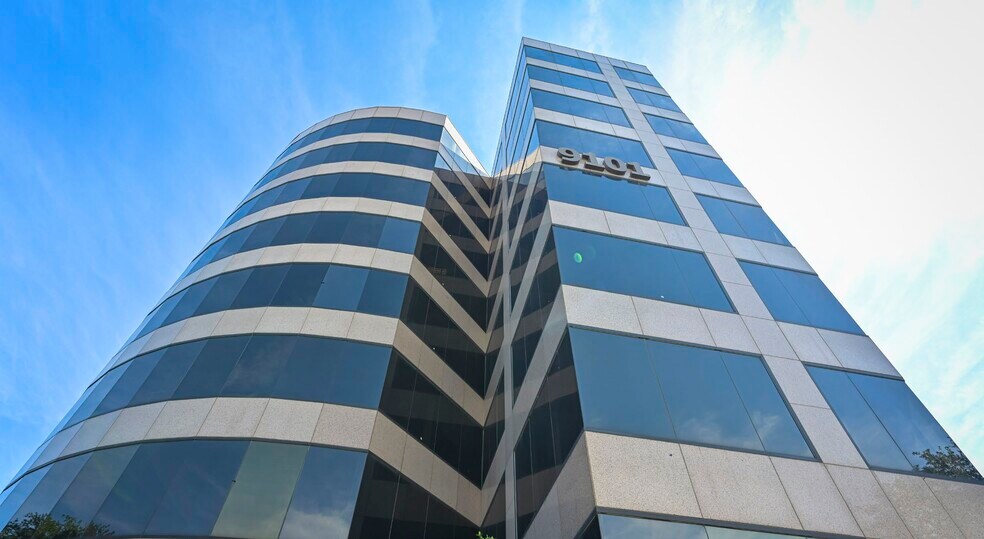 More Photos Of 9101 Lyndon B Johnson Fwy, Dallas Coworking Space