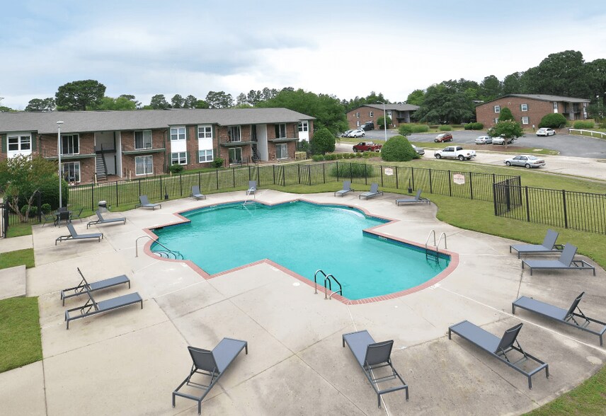 More Photos Of 29 Briar Cir, Fayetteville Apartments For Sale