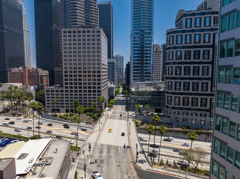 More Photos Of 915 Wilshire Blvd, Los Angeles Office For Lease