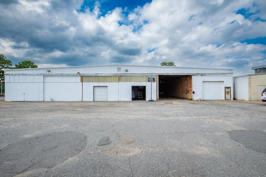 More Photos Of 714 Calhoun St, Little Rock Industrial For Sale