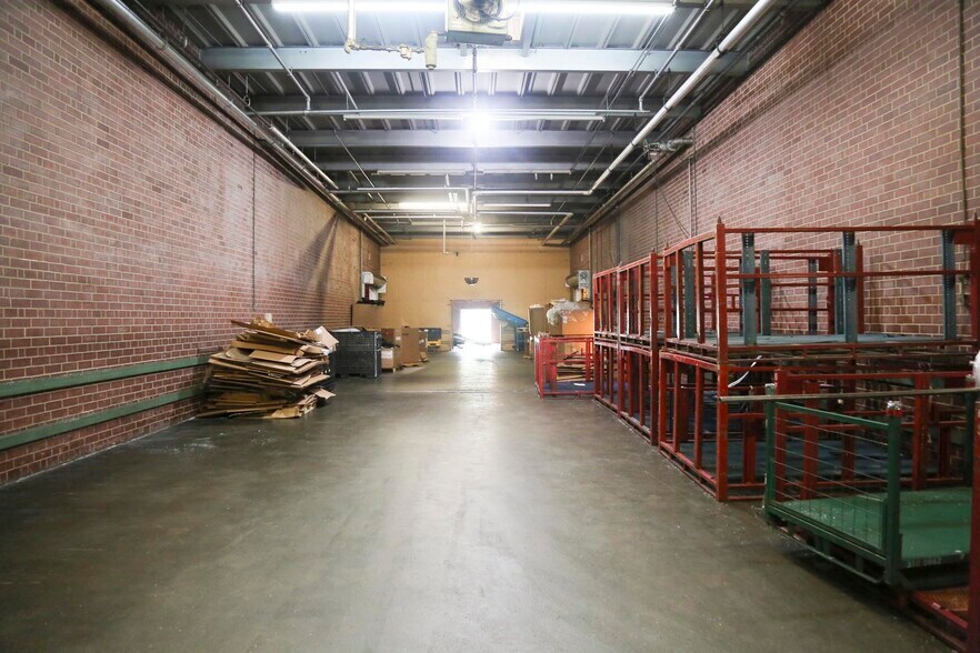 More Photos Of 4730 Ninety Six Hwy, Ninety Six Distribution For Sale