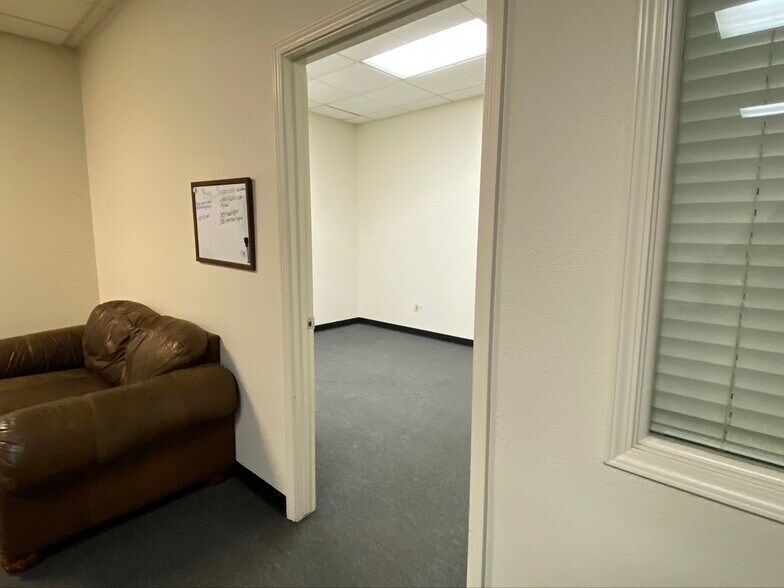 More Photos Of 1224 6th St, Modesto Warehouse For Lease