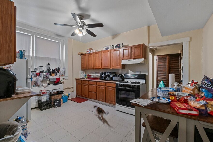 More Photos Of 2301 Maryland Ave, Baltimore Apartments For Sale