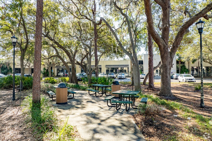 More Photos Of 599 Lake Kathy Dr, Brandon Unknown For Lease