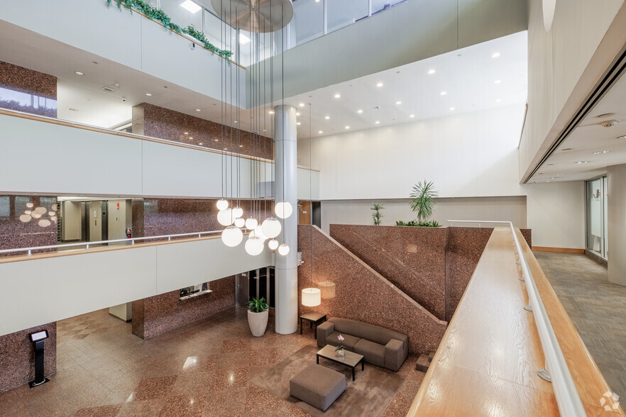 More Photos Of 400 Kelby St, Fort Lee Office For Lease