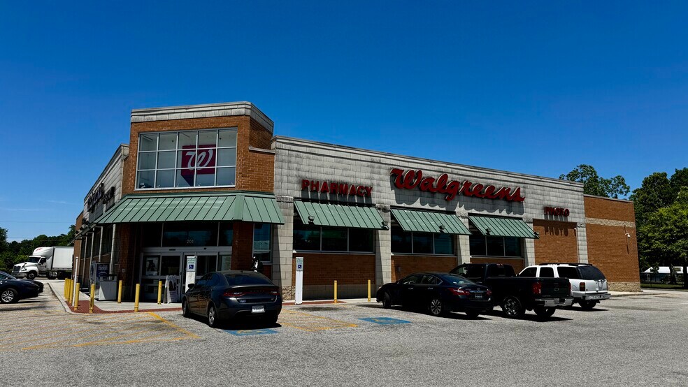 Primary Photo Of 201 N Lafayette Dr, Sumter Drugstore For Sale