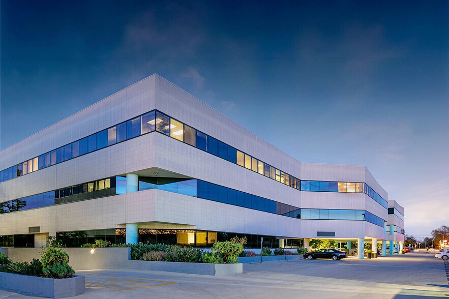 More Photos Of 6345 Balboa Blvd, Encino Office For Sale