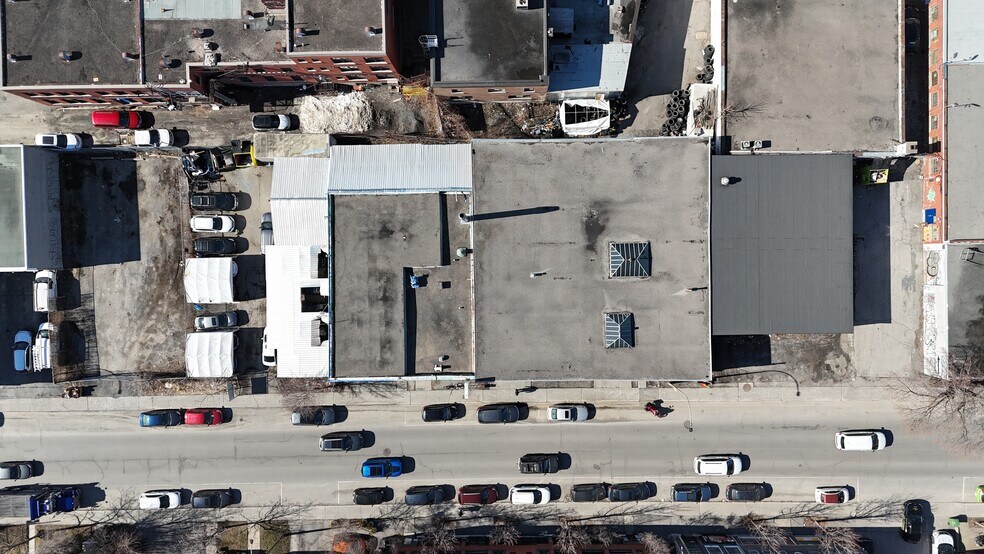 More Photos Of 4278 St Frontenac, Frontenac Auto Repair For Sale