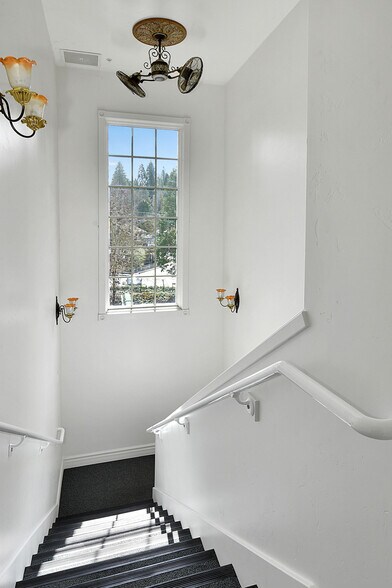 More Photos Of 100 Union St, Nevada City Office For Sale