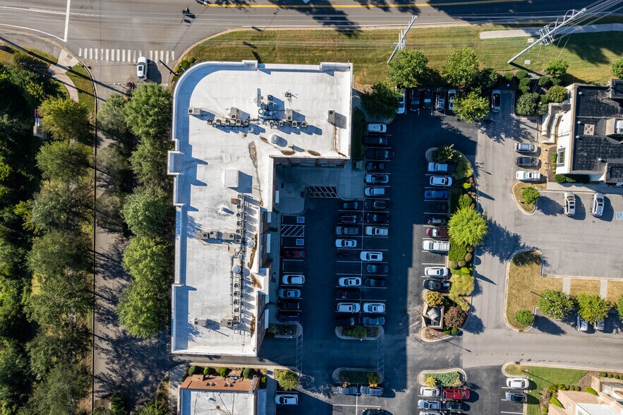 More Photos Of 2099 Thunderhead Rd, Knoxville Medical For Lease