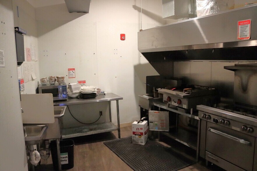More Photos Of 22 Olneyville Sq, Providence Storefront Retail Office For Lease