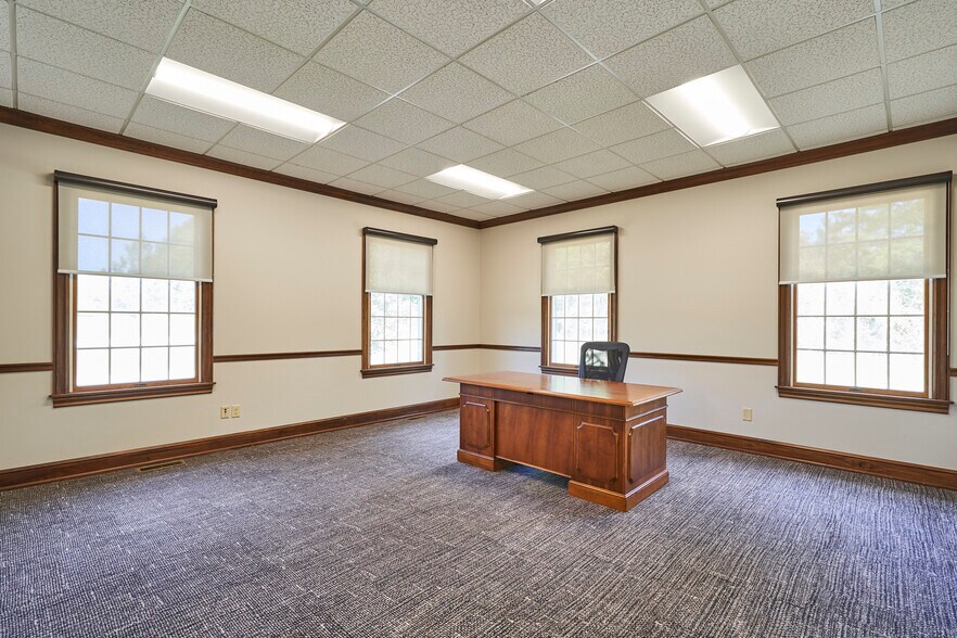 More Photos Of 1920 Georgetown Rd, Hudson Medical For Lease