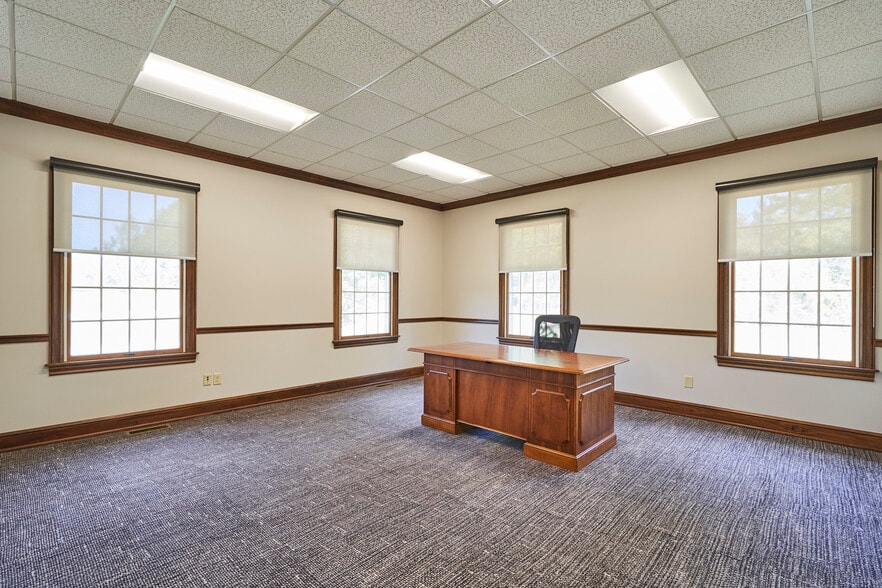 More Photos Of 1920 Georgetown Rd, Hudson Medical For Lease