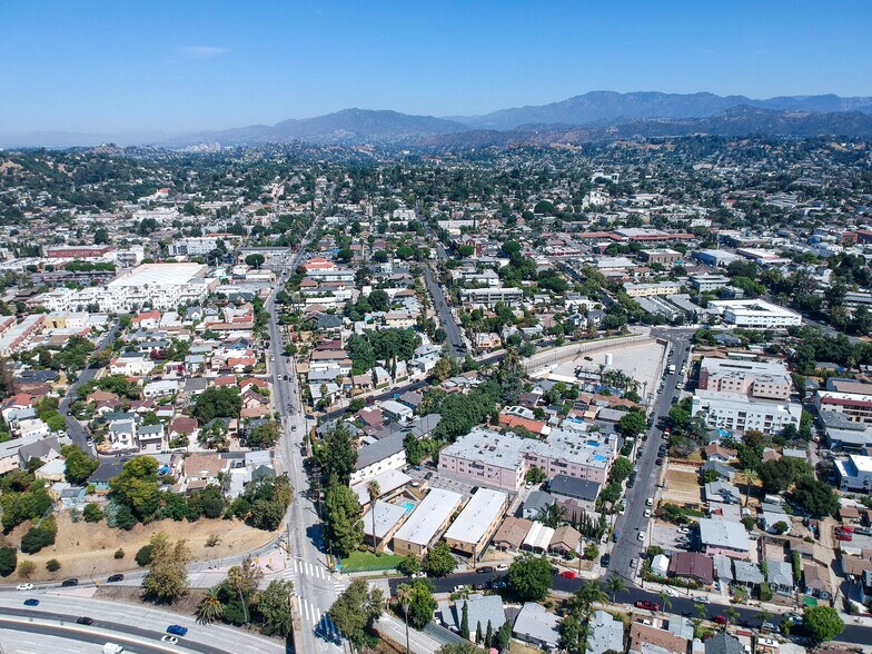 More Photos Of 281 S Avenue 52, Los Angeles Apartments For Sale