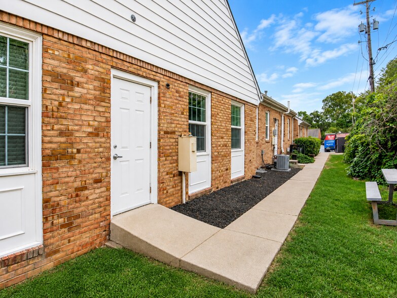 More Photos Of , Columbus Office For Sale
