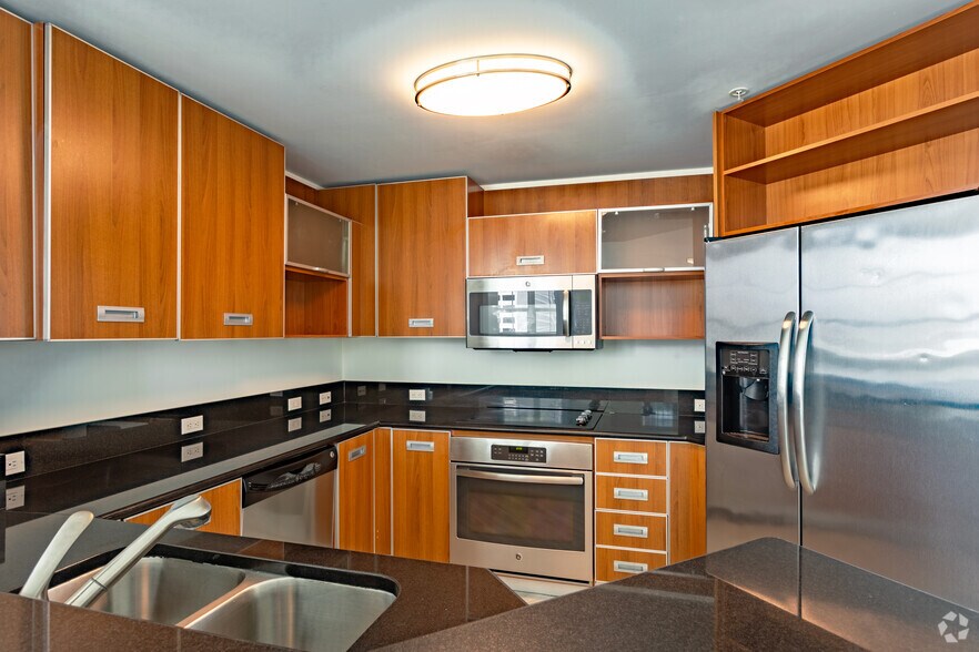 More Photos Of 410 Evernia St, West Palm Beach Apartments For Lease