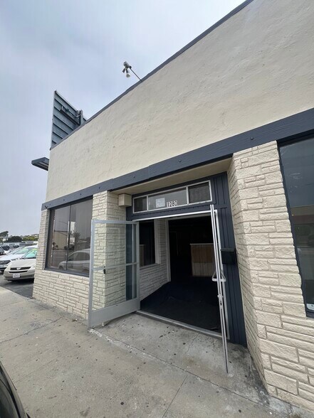 More Photos Of 1280 Fremont Blvd, Seaside Storefront For Lease
