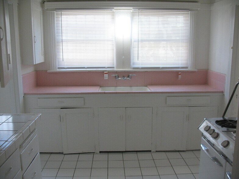 More Photos Of 5412 Barton Ave, Los Angeles Land For Sale