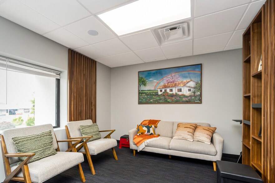 More Photos Of 622 Union Blvd, Allentown Medical For Lease